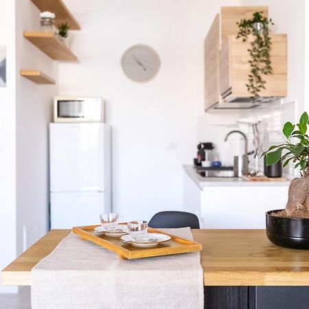 Loft Con Terrazzo - 3 Min Dalle Autostrade By FollowgreenhouseRom Exteriör bild