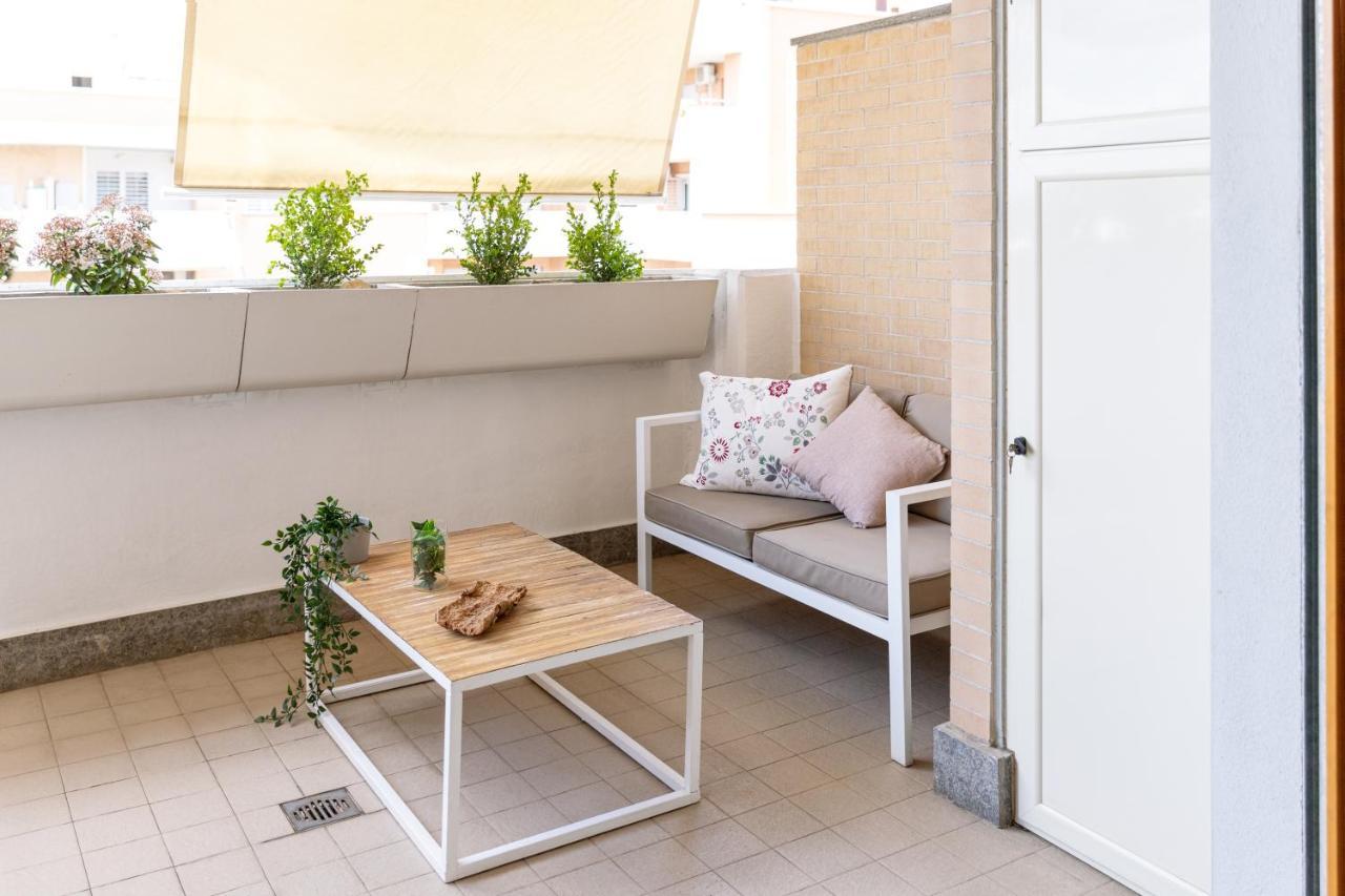 Loft Con Terrazzo - 3 Min Dalle Autostrade By FollowgreenhouseRom Exteriör bild