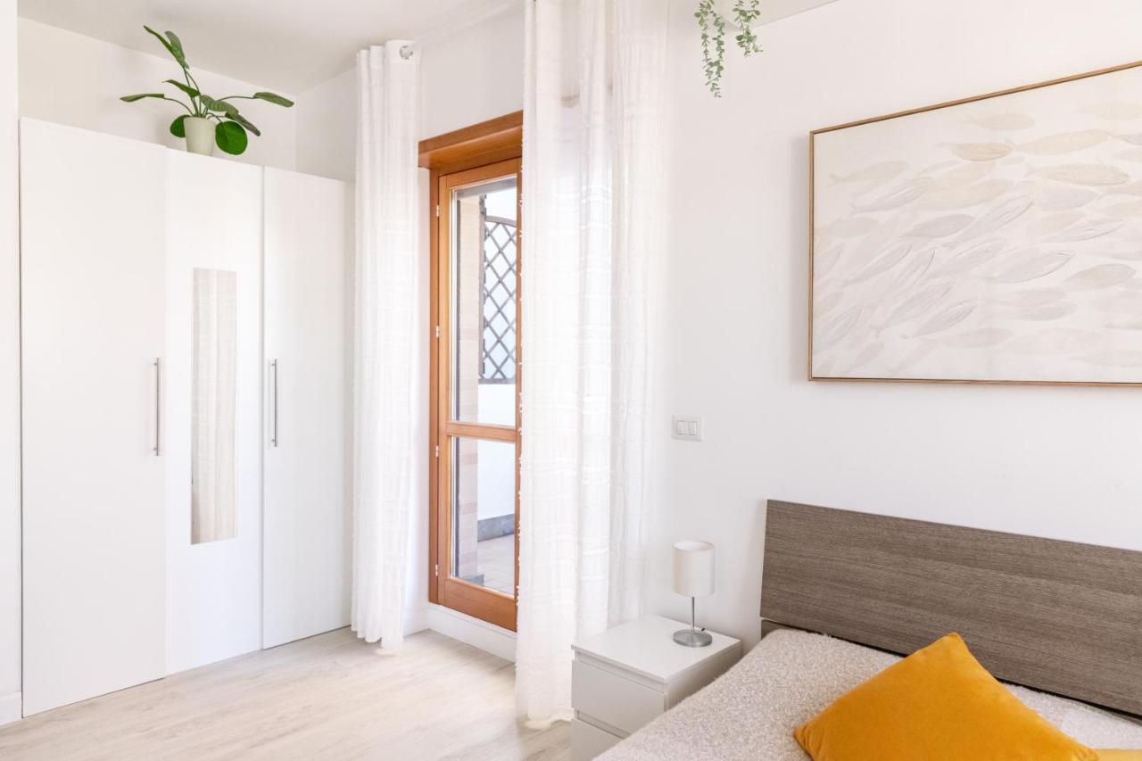 Loft Con Terrazzo - 3 Min Dalle Autostrade By FollowgreenhouseRom Exteriör bild